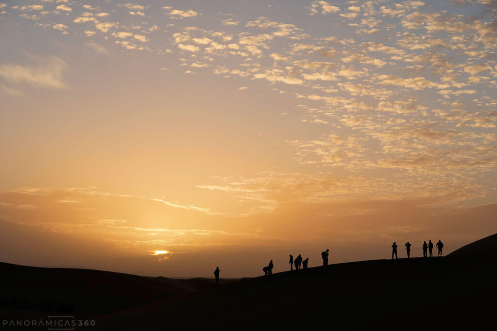 Amanece en el desierto de Erg Chebbi